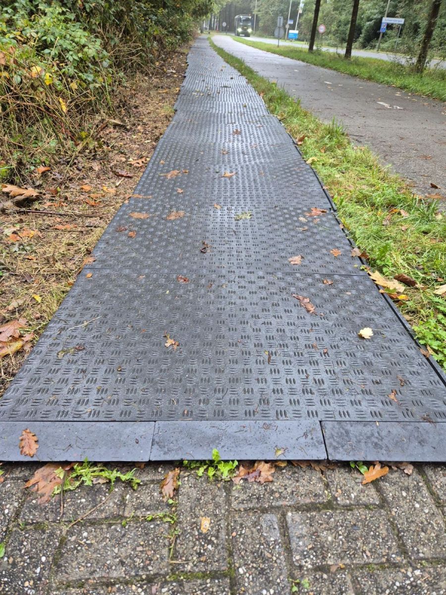 Plastic floorboards 120x80 - photos 5