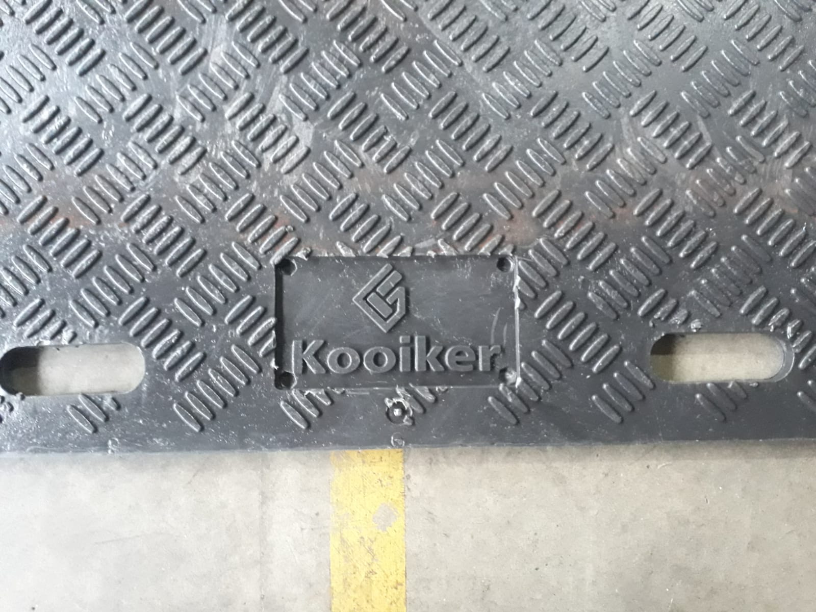 Stamp ground protection mats with company name - photos 4